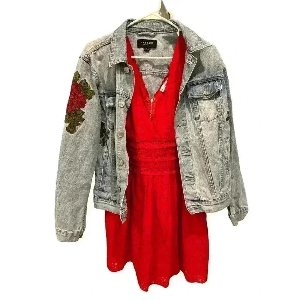 - Pac Sun Distressed Jean Jacket with Embroidery size S, Pre-Owned